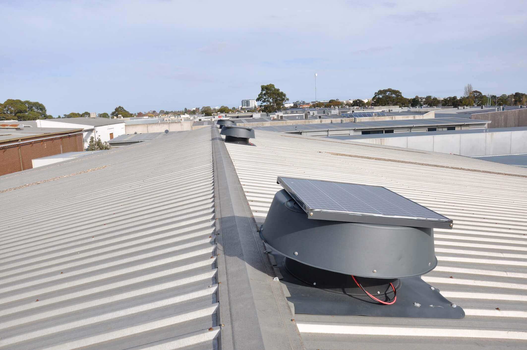 Commercial Solar Roof Ventilation Fan 600MM 135W V3 Wireless